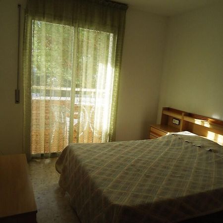 Apartamentos Antillas Fenals リョレート・デ・マル エクステリア 写真