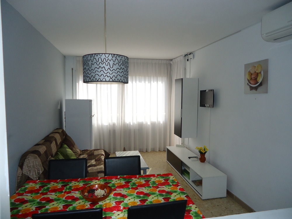 Apartamentos Antillas Fenals リョレート・デ・マル エクステリア 写真